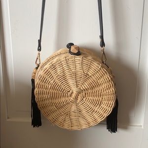 Mango round straw purse